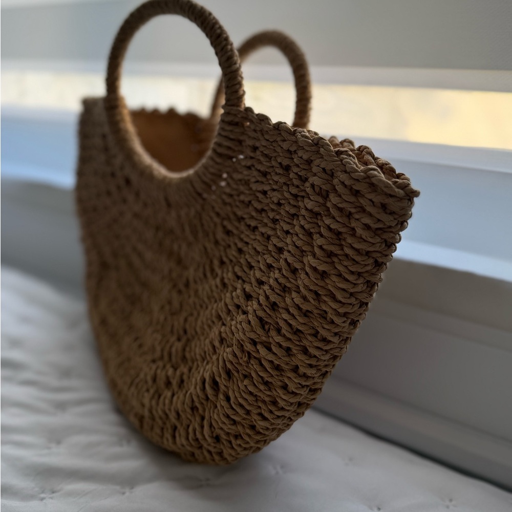 Handwoven Tan Straw Tote Bag with Round Handles - Picture 4 of 4